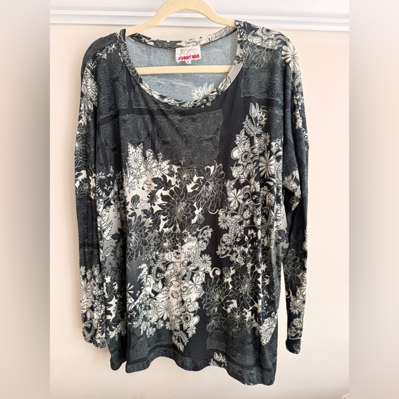 Johnny was Biya long sleeve Florian top size small - Picture 1 of 4